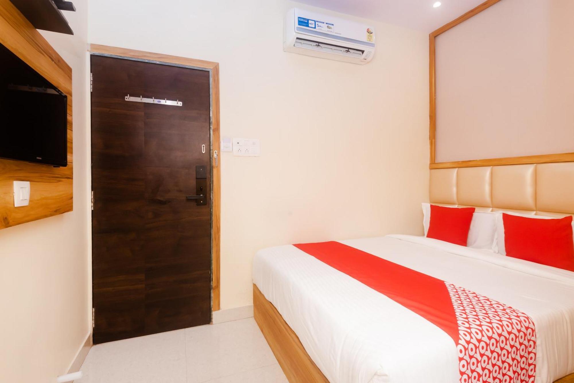 Hotel Sun City Near Saifee Hospital And Hn Reliance Hospital Mumbai Exterior foto